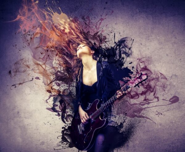 Gitarlı Kız Duvar Posteri